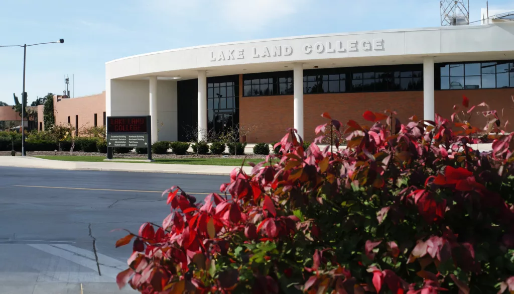 Lake Land College entrance