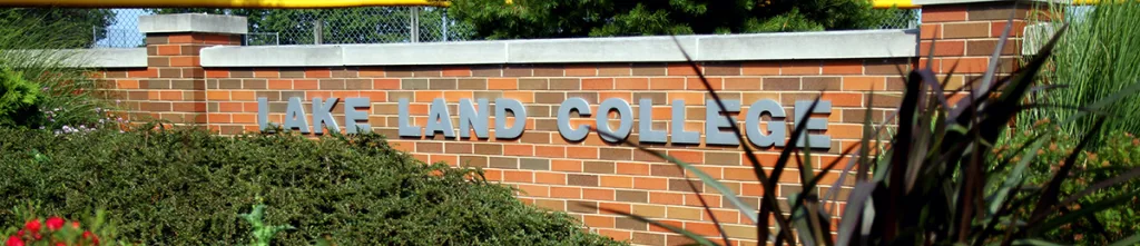 Photo that show a sign that says Lake Land College