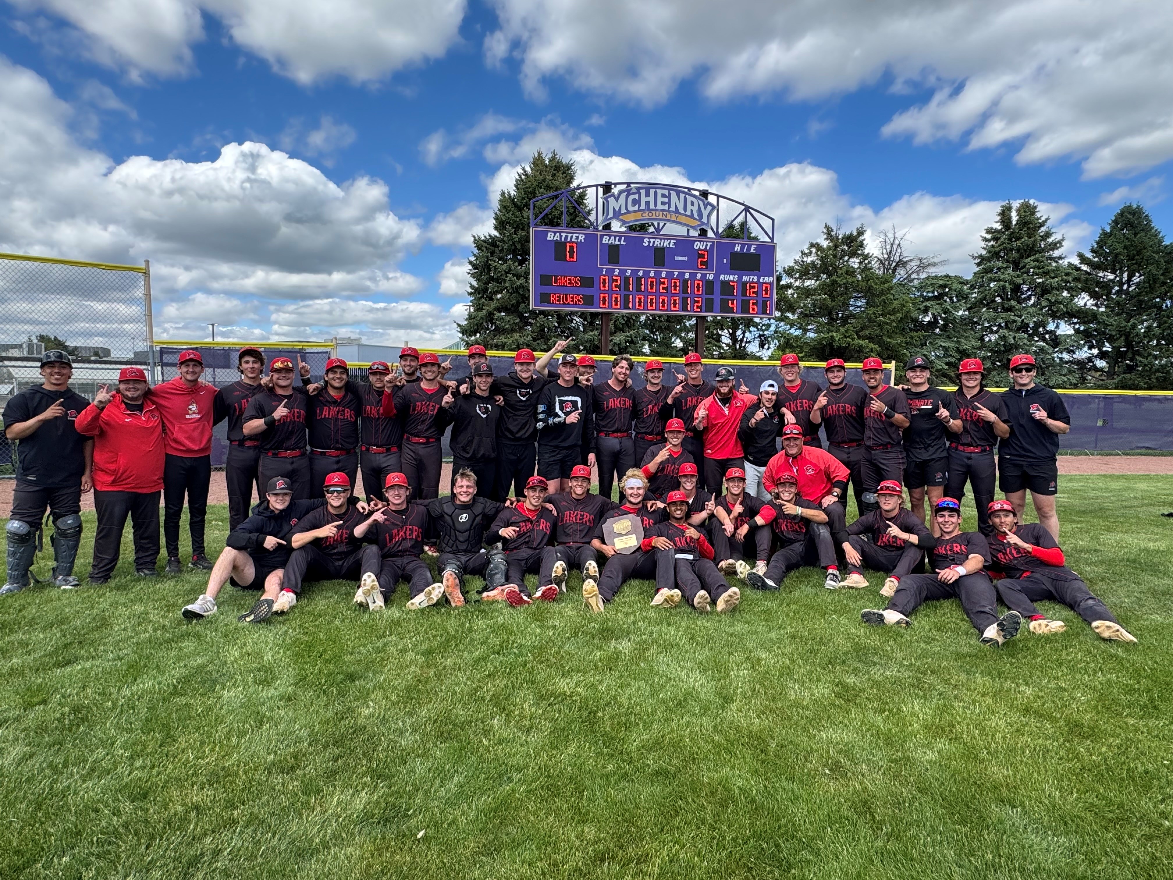 Lake Land College Baseball players and coaches