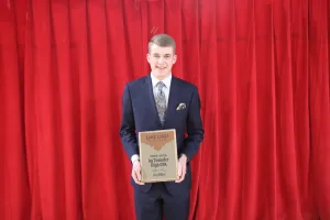 As student Jay Bliler receives the 2025-2026 Ag Transfer High GPA Award.