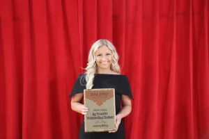 Ag student Aubrey Killey receives the 2025-2026 Ag Transfer Outstanding Student Award.